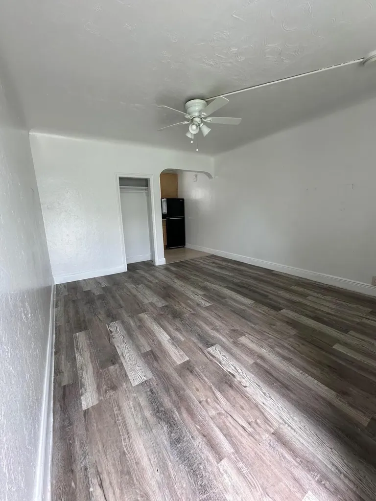 17 Detroit Street Lake Worth FL 33461