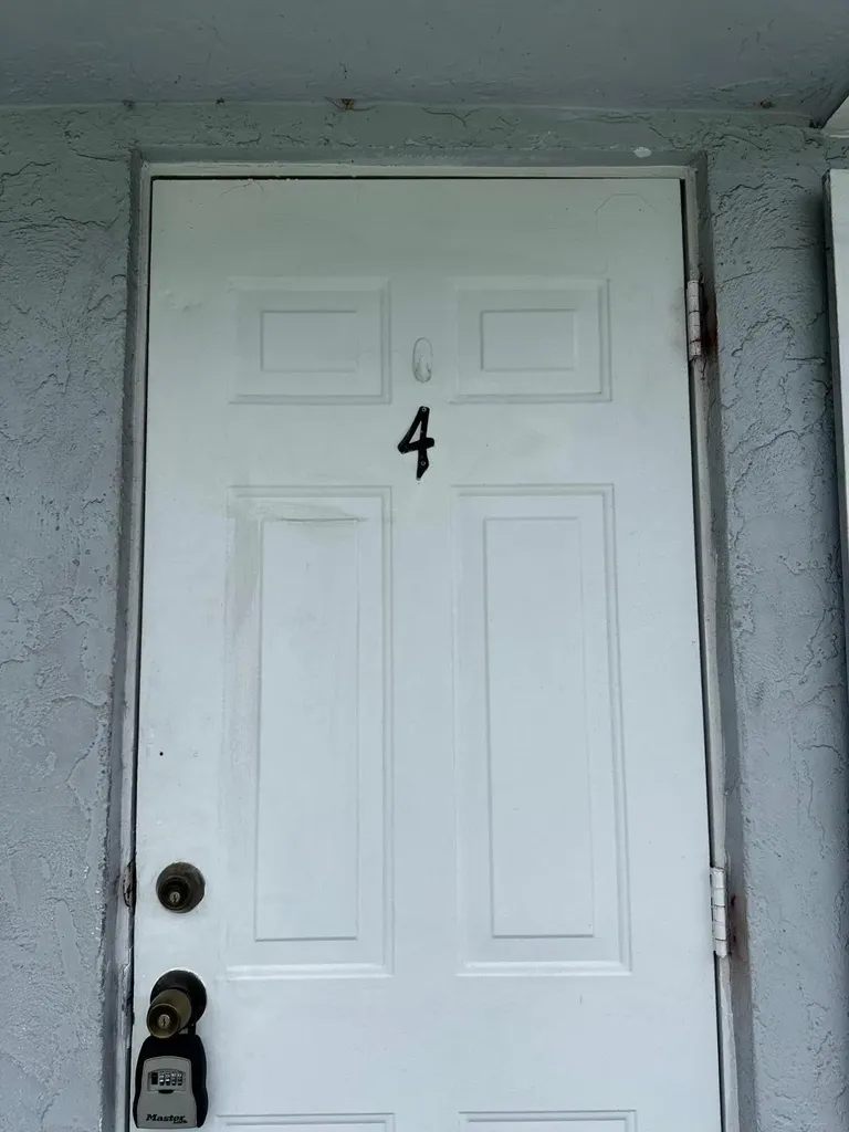 17 Detroit Street Lake Worth FL 33461
