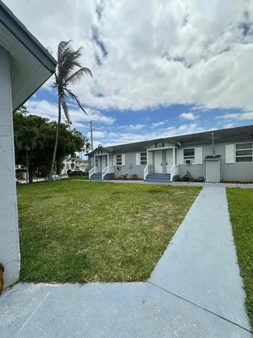 17 Detroit Street Lake Worth FL 33461