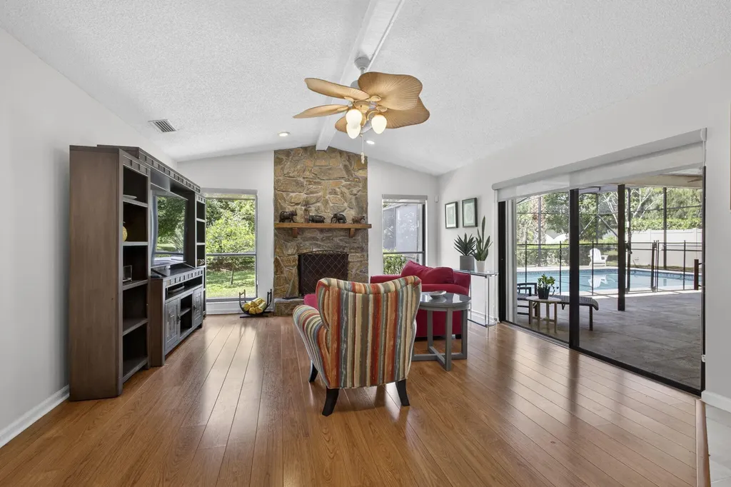 12338 Old Country Road N Wellington FL 33414