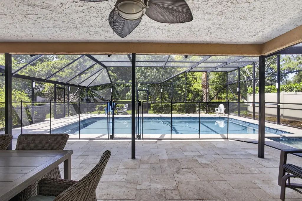 12338 Old Country Road N Wellington FL 33414