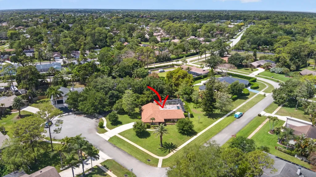 12338 Old Country Road N Wellington FL 33414