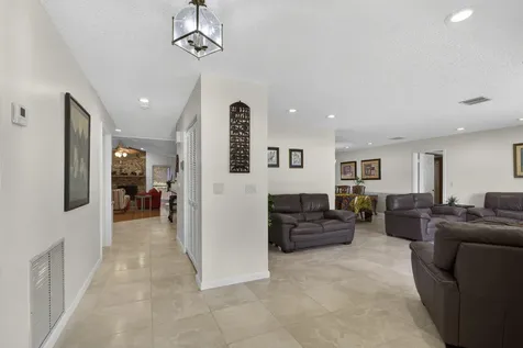12338 Old Country Road N Wellington FL 33414