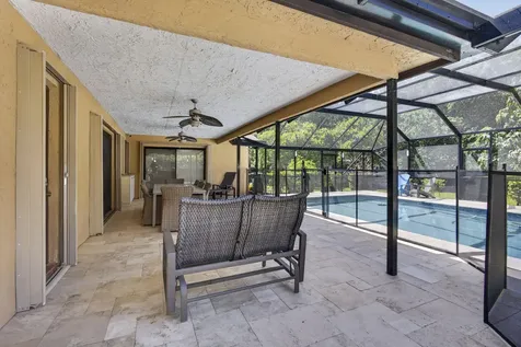12338 Old Country Road N Wellington FL 33414