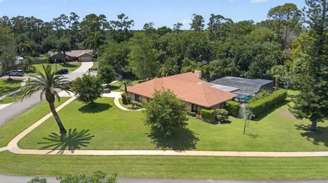 12338 Old Country Road N Wellington FL 33414