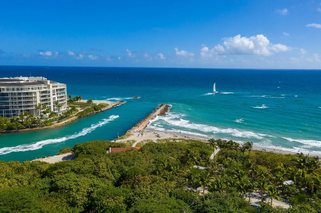 951 De Soto Road Boca Raton FL 33432