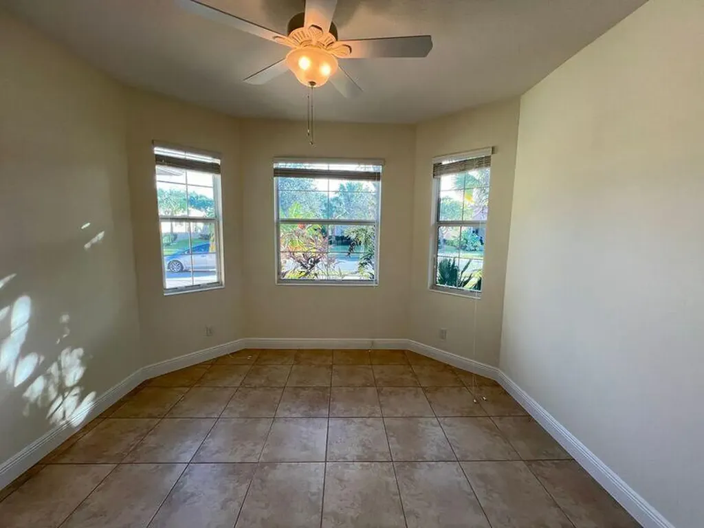 11948 SW Crestwood Circle Port St Lucie FL 34987