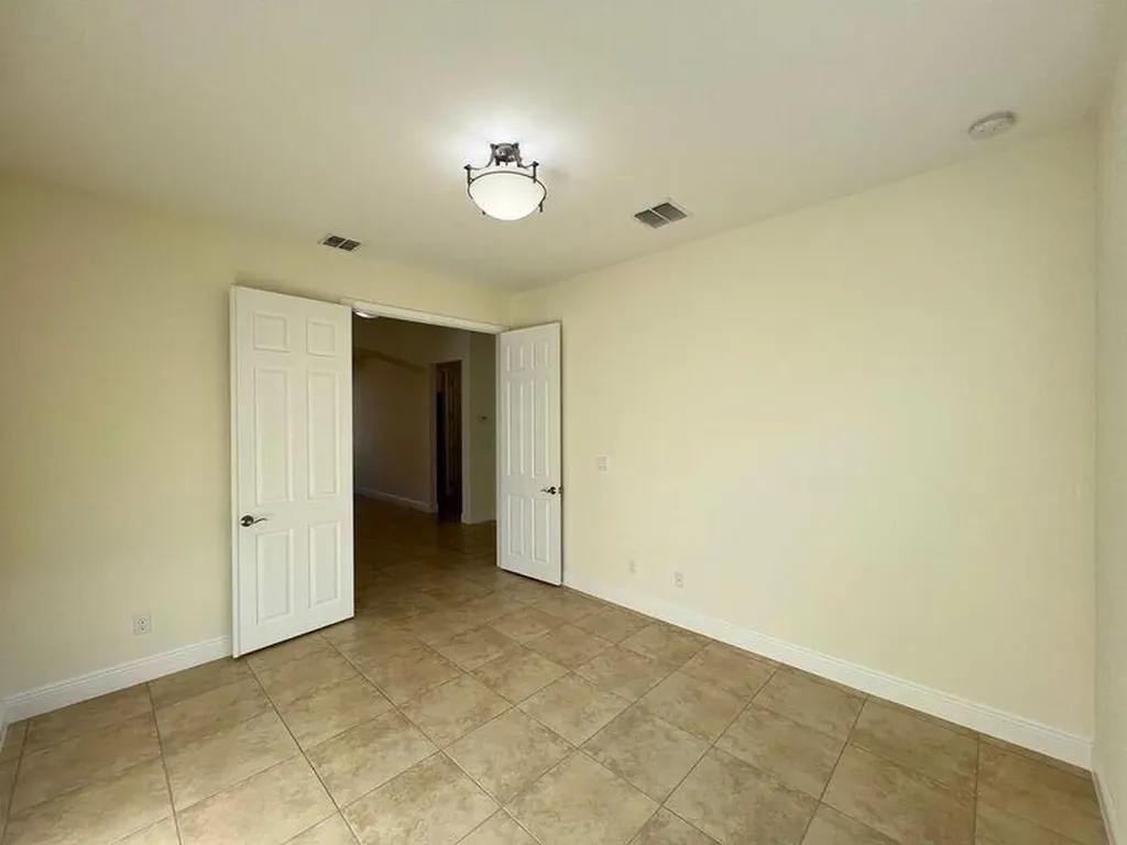 11948 SW Crestwood Circle Port St Lucie FL 34987