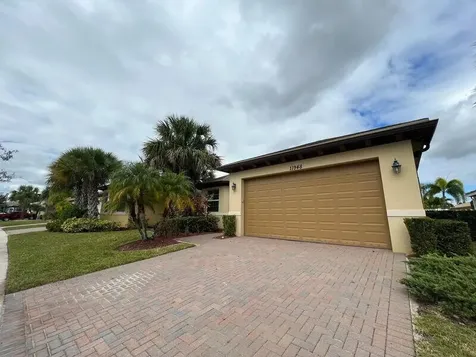 11948 SW Crestwood Circle Port St Lucie FL 34987