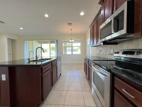 11948 SW Crestwood Circle Port St Lucie FL 34987