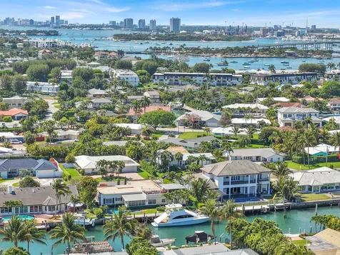 1210 Bimini Lane Singer Island FL 33404