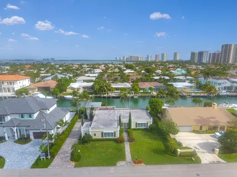 1210 Bimini Lane Singer Island FL 33404
