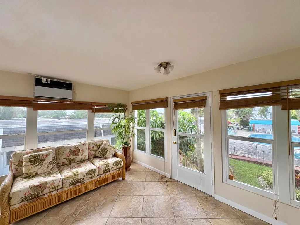 30 Plymouth C West Palm Beach FL 33417