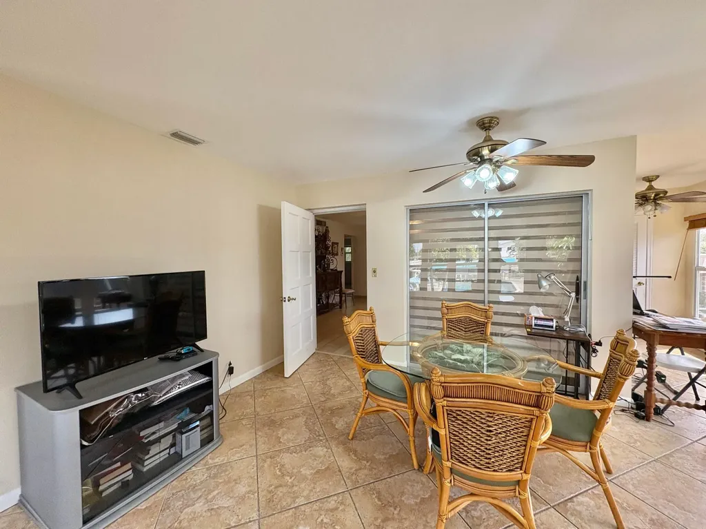30 Plymouth C West Palm Beach FL 33417