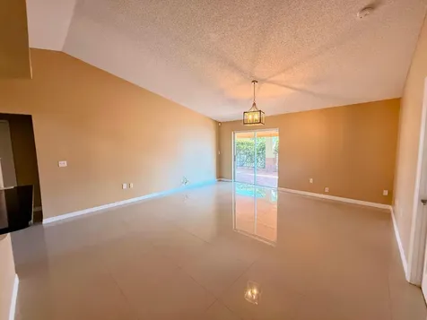 2075 4th Avenue SW Vero Beach FL 32962