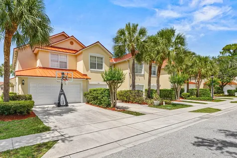 1172 Pinewood Lake Court Greenacres FL 33415