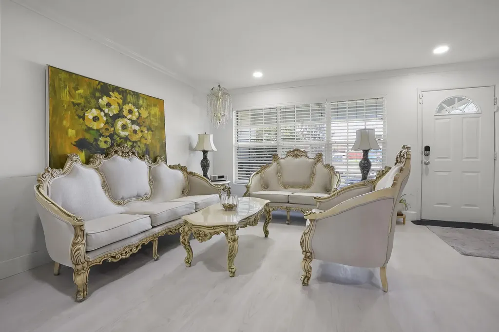 1737 N 14th Avenue N Lake Worth Beach FL 33460