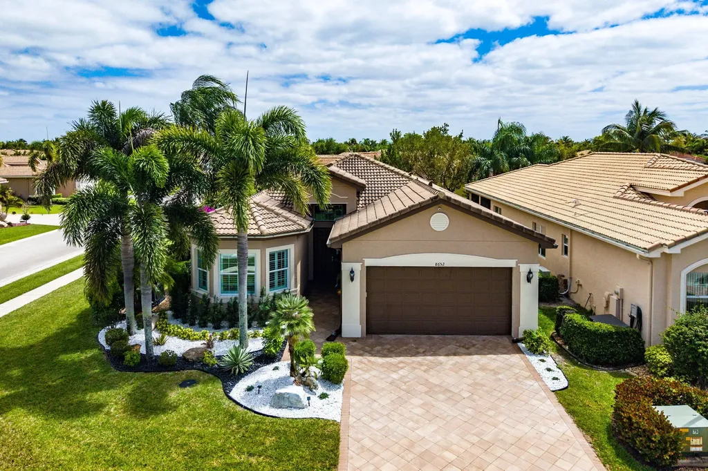 8652 Cathedral Peak Court Boynton Beach FL 33473
