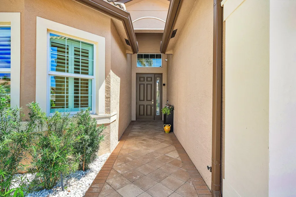 8652 Cathedral Peak Court Boynton Beach FL 33473