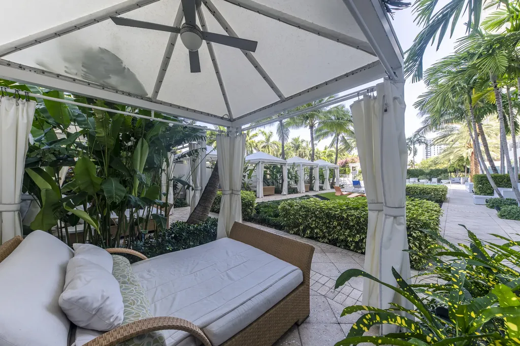 2831 N Ocean Boulevard Fort Lauderdale FL 33308