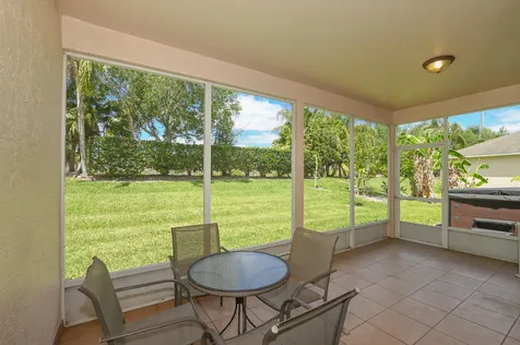 1273 Scarlet Oak Circle Vero Beach FL 32966