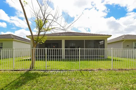 316 SW Maclay Way Port St Lucie FL 34986