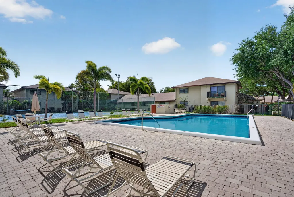 3951 NE 17th Avenue Pompano Beach FL 33064