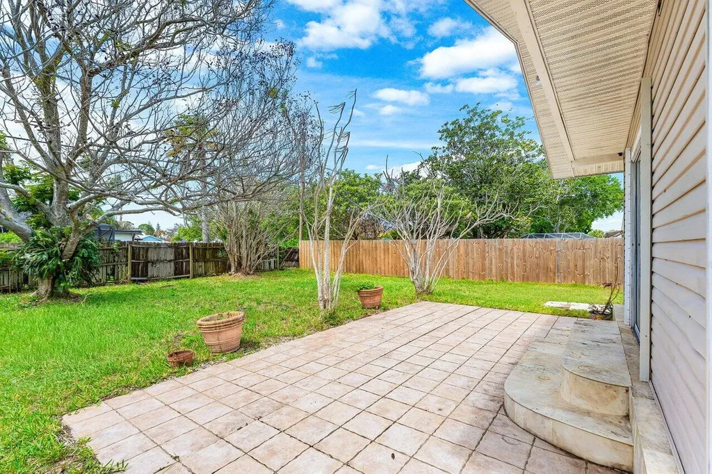 2599 SE Grand Drive Port St Lucie FL 34952