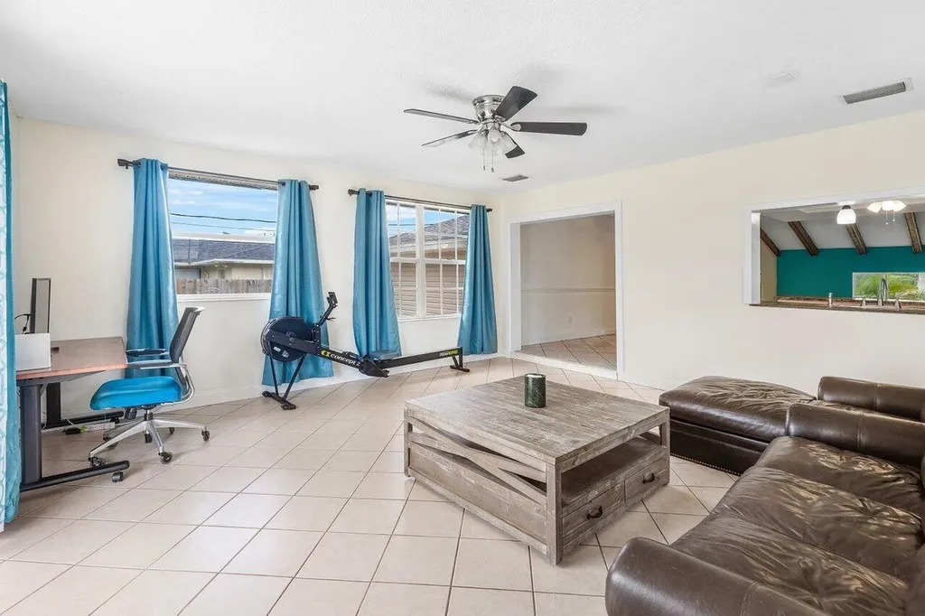 2599 SE Grand Drive Port St Lucie FL 34952