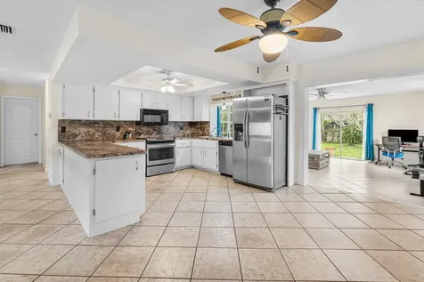 2599 SE Grand Drive Port St Lucie FL 34952