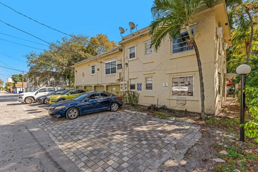 1857 Buchanan Street Hollywood FL 33020