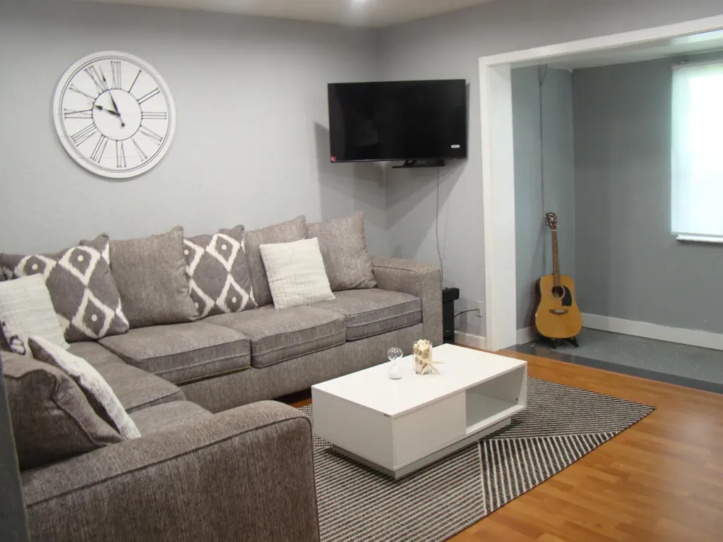 6934 NW 31st Avenue Fort Lauderdale FL 33309