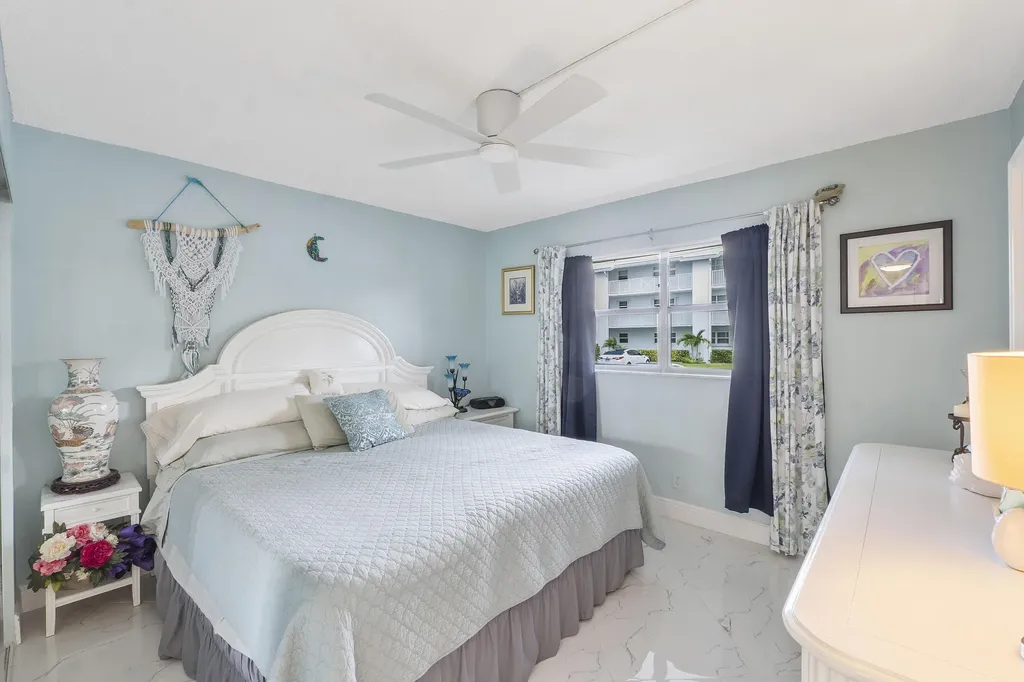 5540 N Ocean Boulevard Ocean Ridge FL 33435