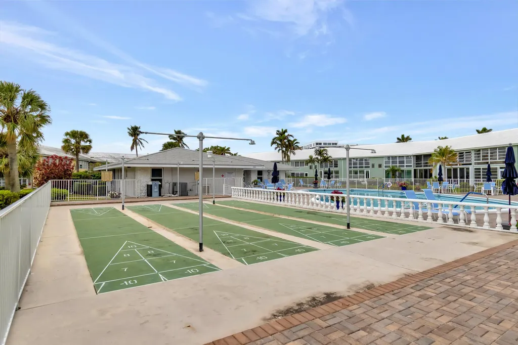 5540 N Ocean Boulevard Ocean Ridge FL 33435
