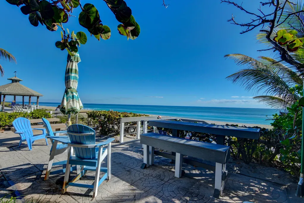 5540 N Ocean Boulevard Ocean Ridge FL 33435
