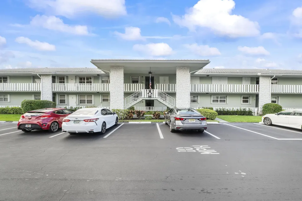 5540 N Ocean Boulevard Ocean Ridge FL 33435