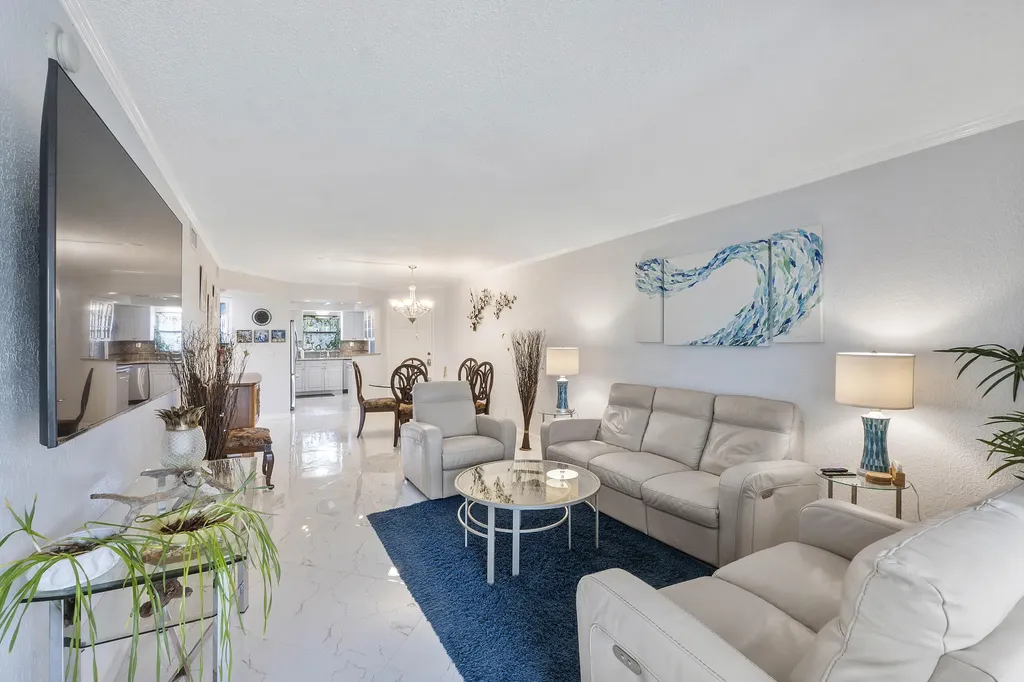 5540 N Ocean Boulevard Ocean Ridge FL 33435