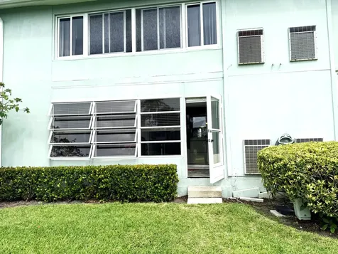 5540 N Ocean Boulevard Ocean Ridge FL 33435
