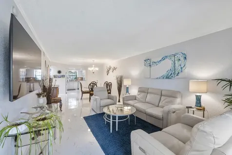5540 N Ocean Boulevard Ocean Ridge FL 33435