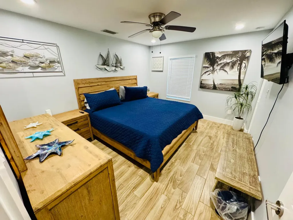 601 N E Street Lake Worth Beach FL 33460