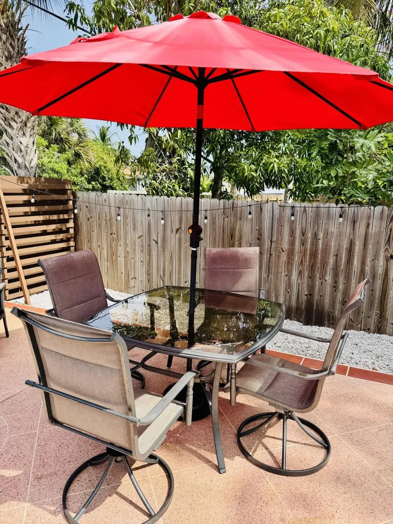601 N E Street Lake Worth Beach FL 33460