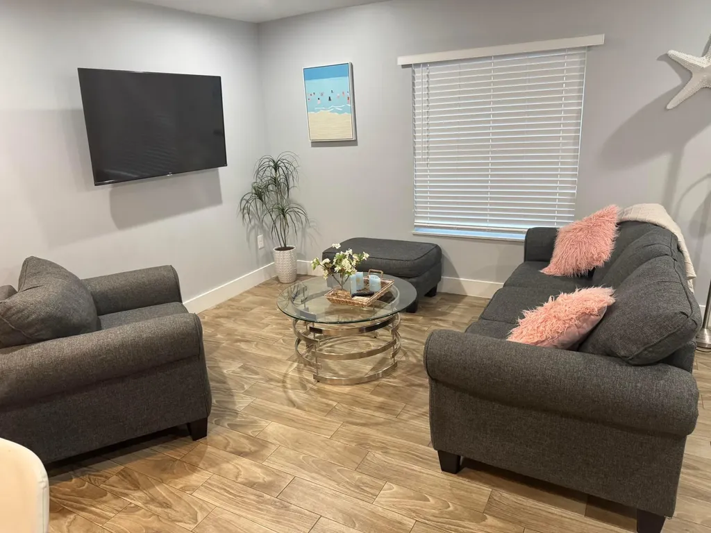 601 N E Street Lake Worth Beach FL 33460