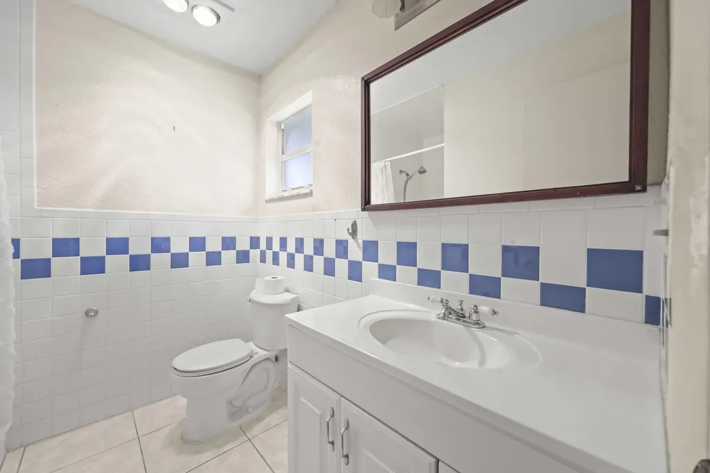 1590 SW 13th Terrace Boynton Beach FL 33426