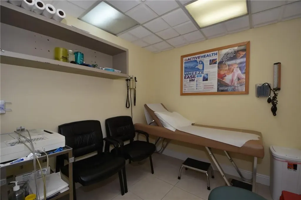 1820 E Commercial Boulevard Fort Lauderdale FL 33308