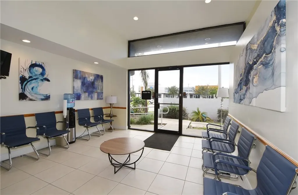 1820 E Commercial Boulevard Fort Lauderdale FL 33308