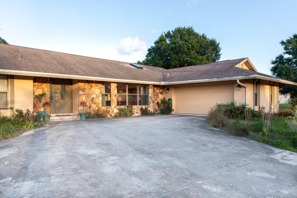 2681 SE Delong Road Port St Lucie FL 34952