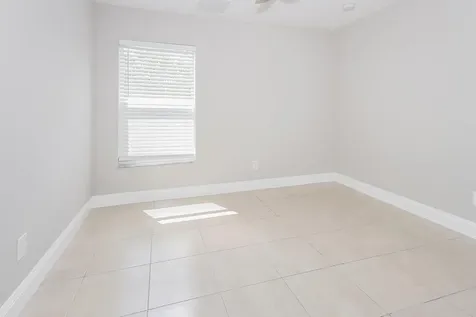 612 SW Mccoy Avenue Port St Lucie FL 34953