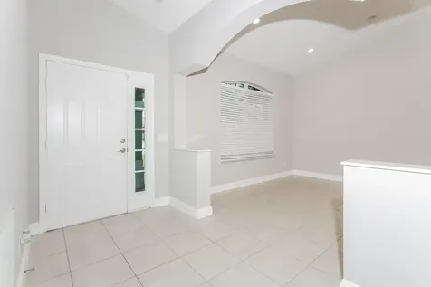 612 SW Mccoy Avenue Port St Lucie FL 34953
