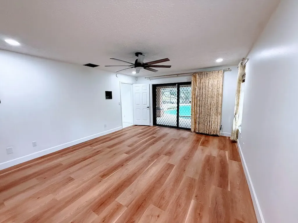 465 SE Naranja Avenue Port St Lucie FL 34983