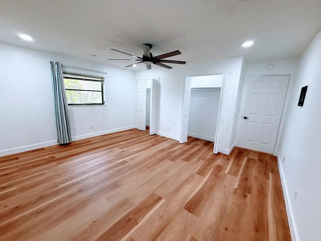 465 SE Naranja Avenue Port St Lucie FL 34983